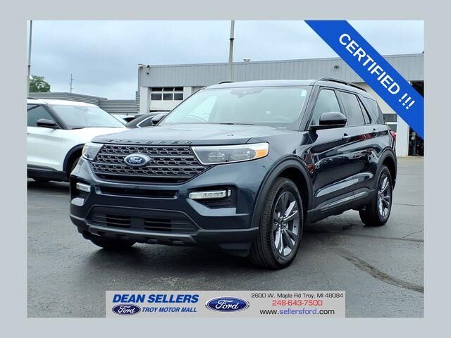 2024 Ford Explorer XLT