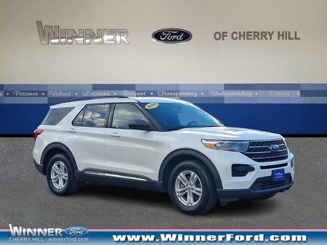 2020 Ford Explorer XLT — photo 1 of 13