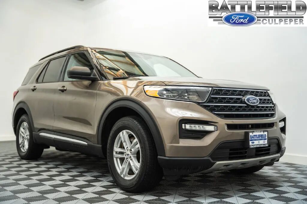 2021 Ford Explorer XLT — photo 1 of 13