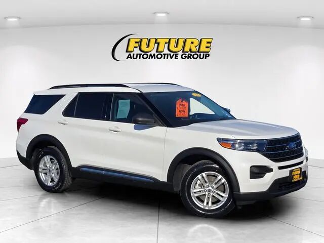 2023 Ford Explorer XLT — photo 1 of 13