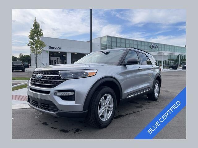 2023 Ford Explorer XLT — photo 1 of 13
