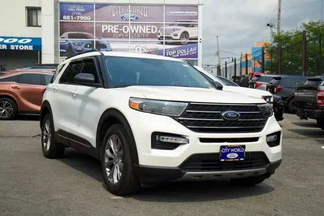2022 Ford Explorer XLT — photo 1 of 13
