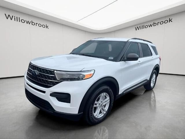 2023 Ford Explorer XLT — photo 1 of 13