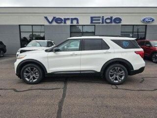 2021 Ford Explorer XLT — photo 1 of 13