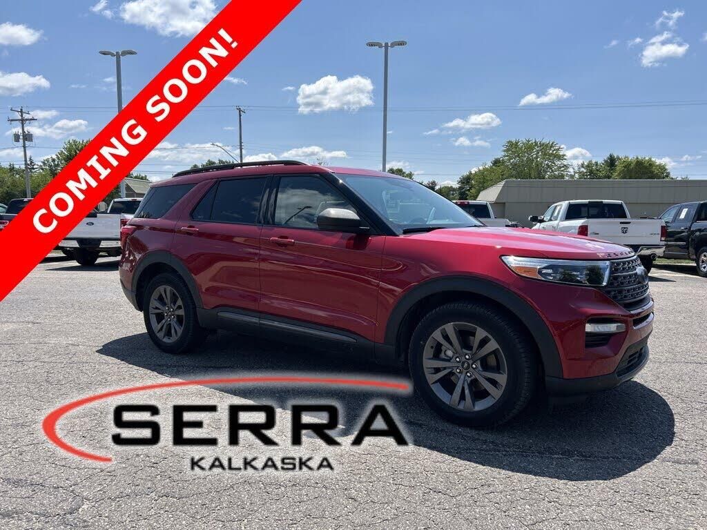 2021 Ford Explorer XLT — photo 1 of 1