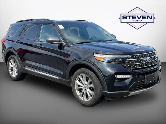 2020 Ford Explorer XLT — photo 1 of 13