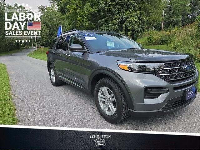 2022 Ford Explorer XLT — photo 1 of 14