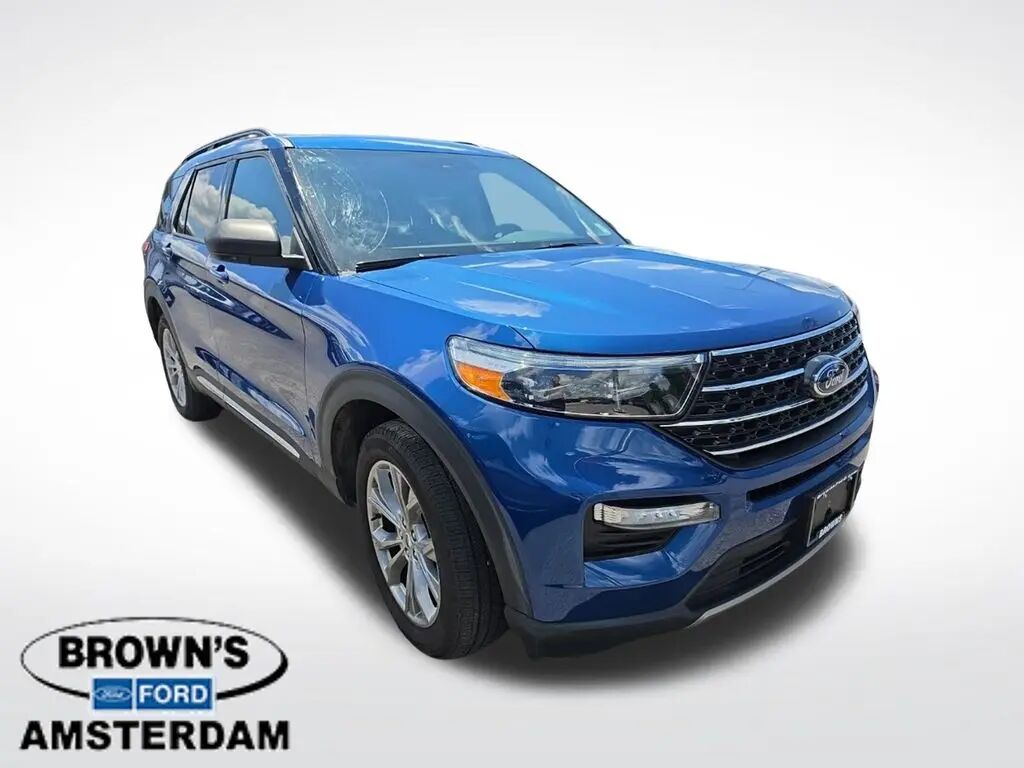 2023 Ford Explorer XLT — photo 1 of 13
