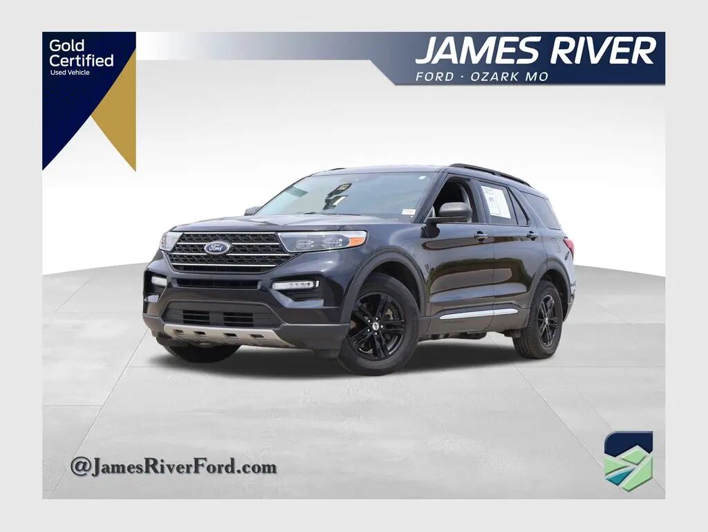2024 Ford Explorer XLT — photo 1 of 12