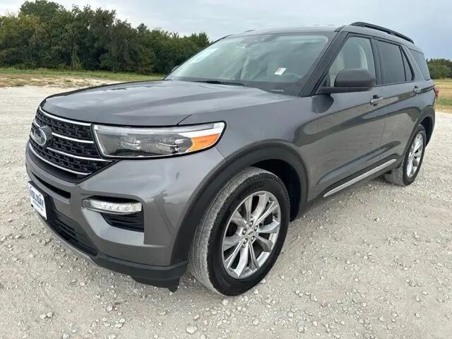 2021 Ford Explorer XLT — photo 1 of 13