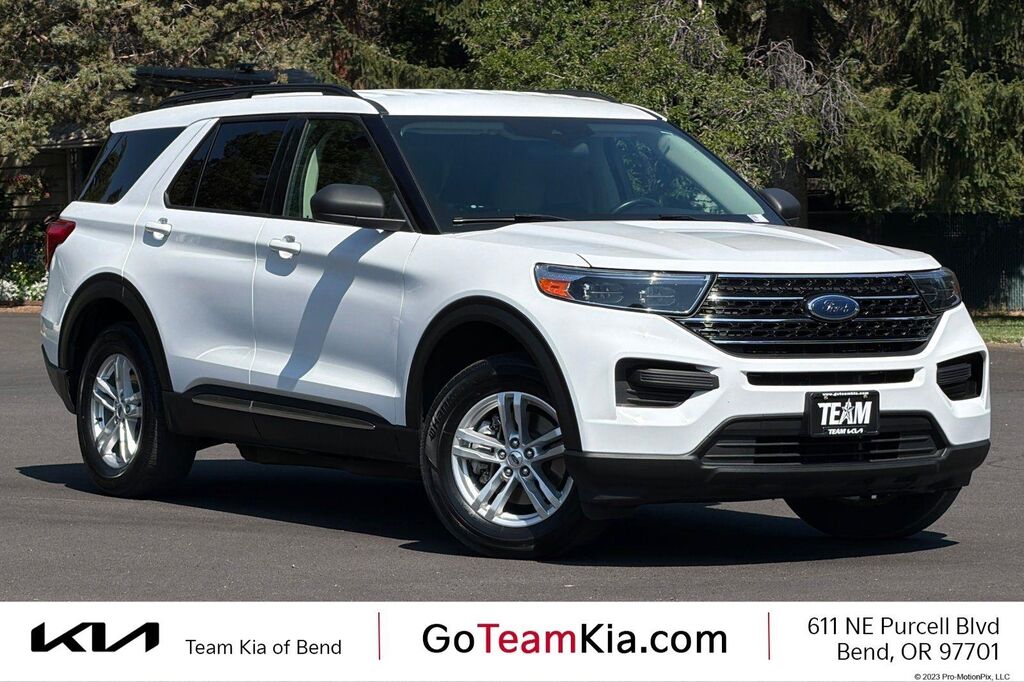 2021 Ford Explorer XLT — photo 1 of 13