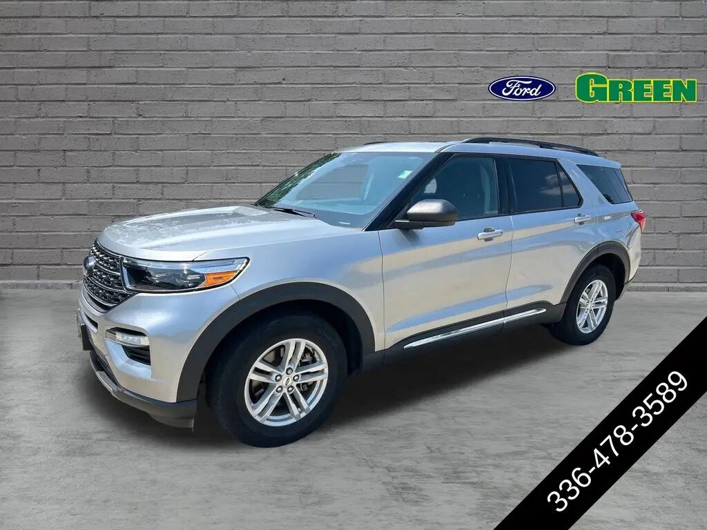 2022 Ford Explorer XLT — photo 1 of 13