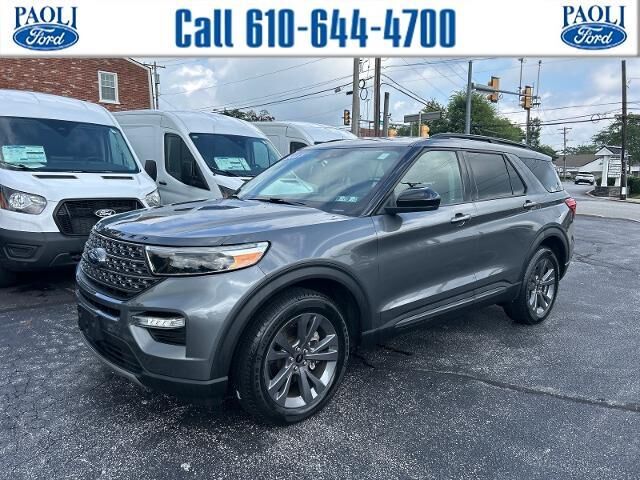 2023 Ford Explorer XLT — photo 1 of 13