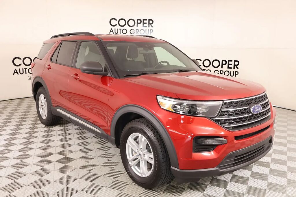 2020 Ford Explorer XLT — photo 1 of 13