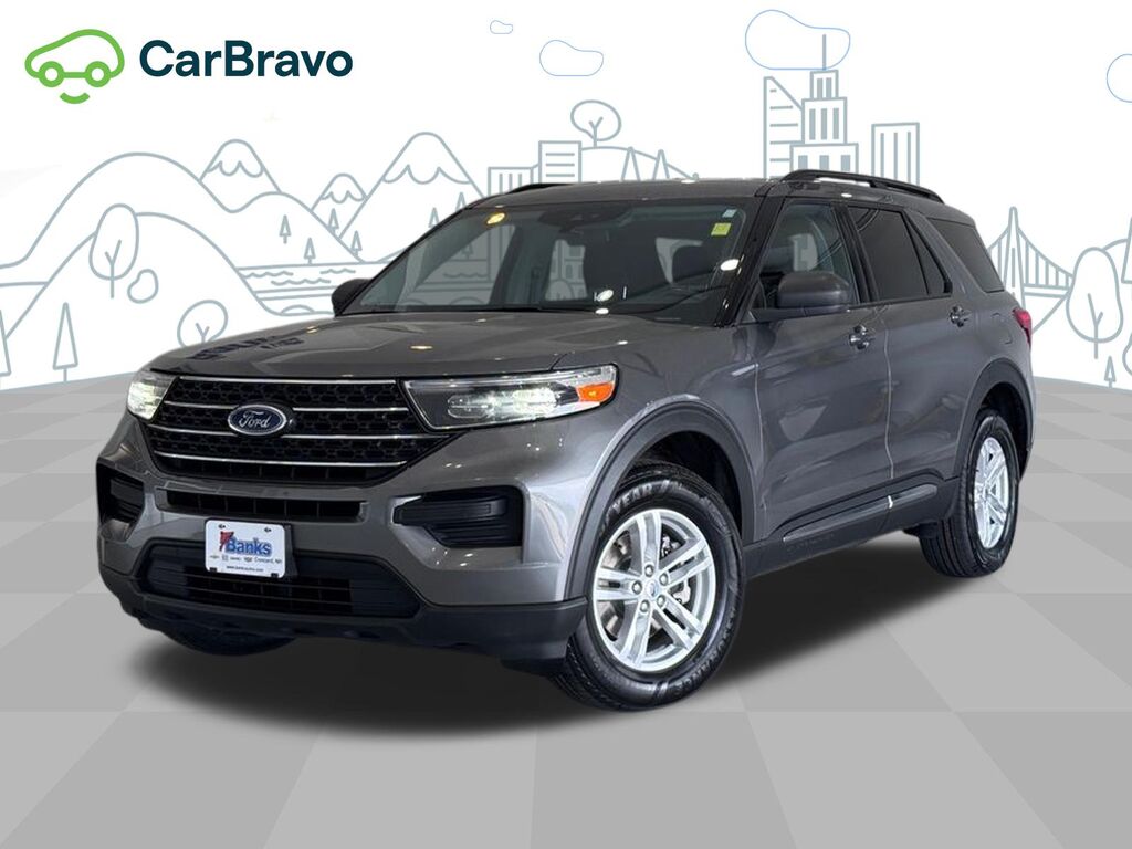 2022 Ford Explorer XLT — photo 1 of 6