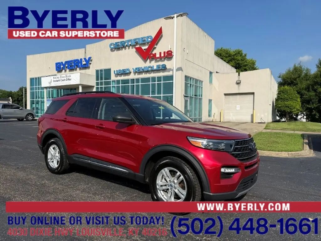 2023 Ford Explorer XLT — photo 1 of 13