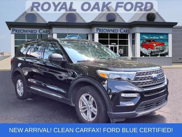 2023 Ford Explorer XLT — photo 1 of 13
