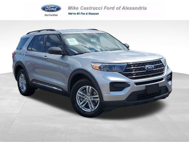2021 Ford Explorer XLT — photo 1 of 13