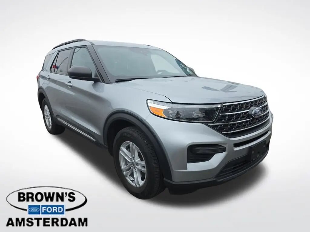 2023 Ford Explorer XLT — photo 1 of 12