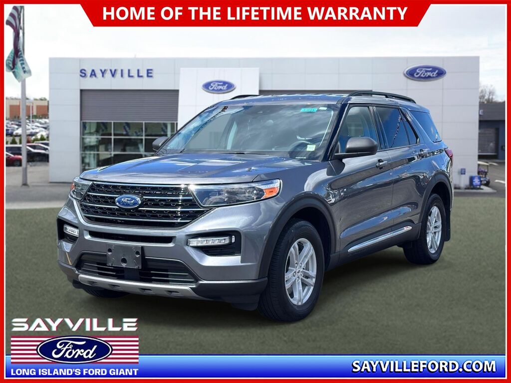 2024 Ford Explorer XLT — photo 1 of 13