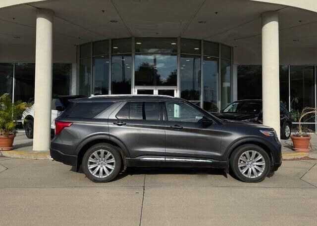 2020 Ford Explorer Limited — photo 1 of 1