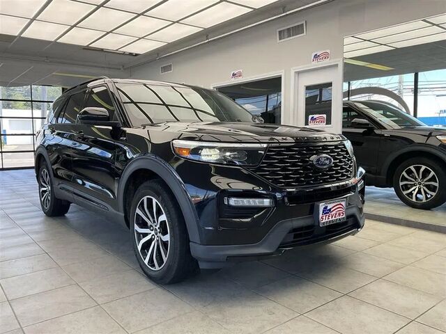 2023 Ford Explorer ST-Line