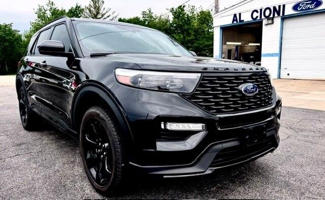 2024 Ford Explorer ST-Line