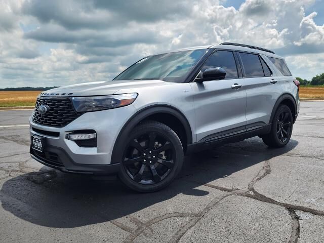 2023 Ford Explorer ST-Line