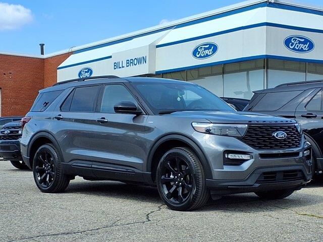 2024 Ford Explorer ST-Line