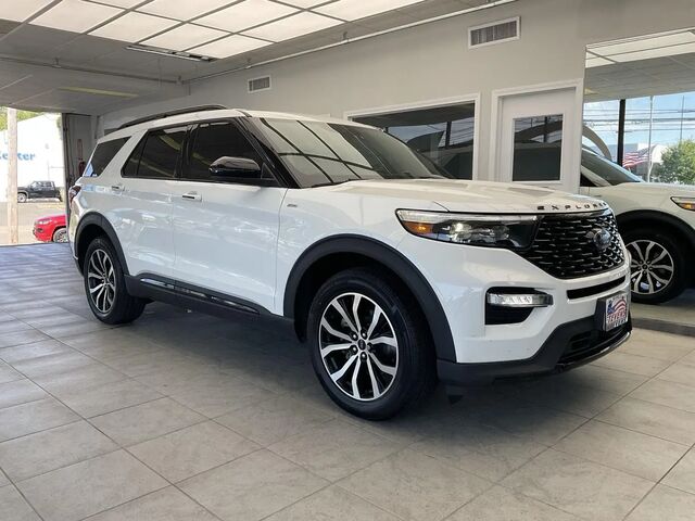 2022 Ford Explorer ST-Line