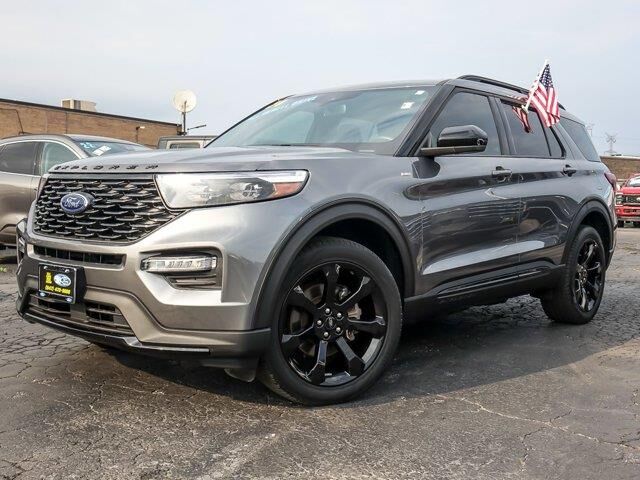 2024 Ford Explorer ST-Line — photo 1 of 13