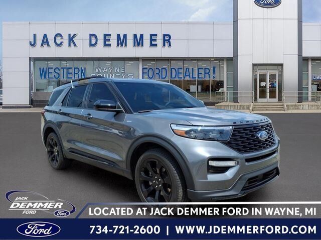 2024 Ford Explorer ST-Line