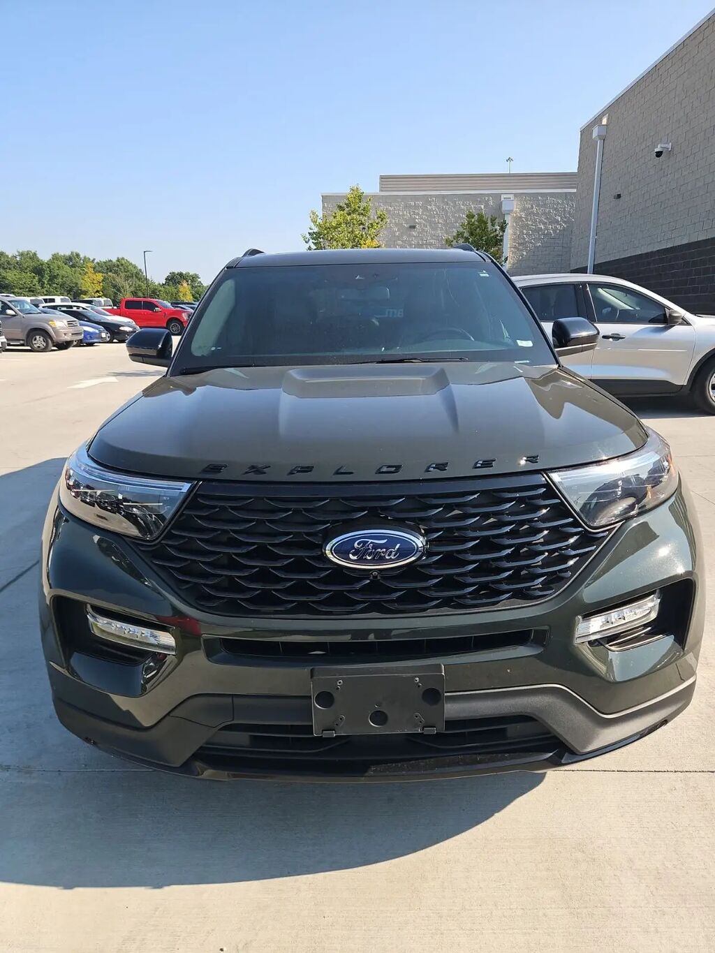 2022 Ford Explorer ST-Line — photo 1 of 3