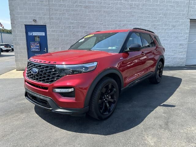 2023 Ford Explorer ST-Line