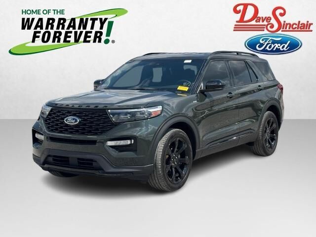 2024 Ford Explorer ST-Line — photo 1 of 13
