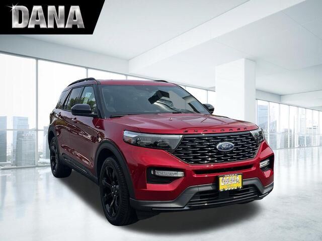 2023 Ford Explorer ST-Line