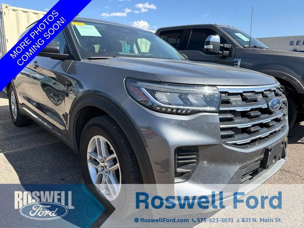 2025 Ford Explorer Active — photo 1 of 4