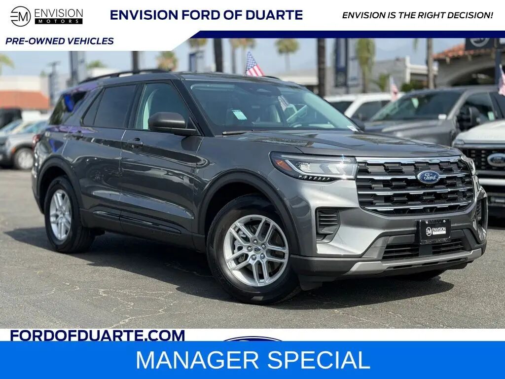 2026 Ford Explorer Active — photo 1 of 11