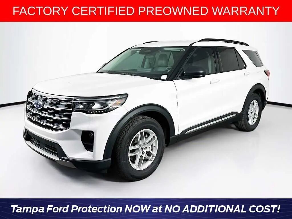 2025 Ford Explorer Active — photo 1 of 13
