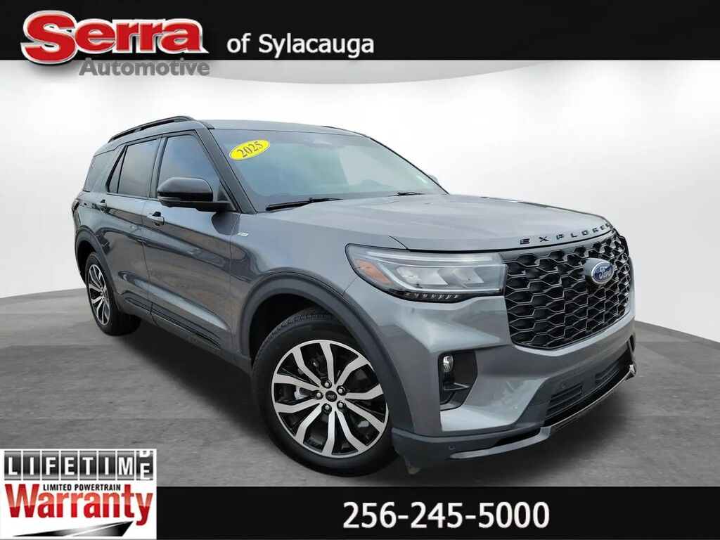 2025 Ford Explorer ST-Line — photo 1 of 13