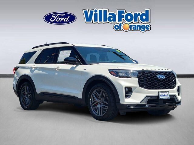 2026 Ford Explorer ST-Line — photo 1 of 13