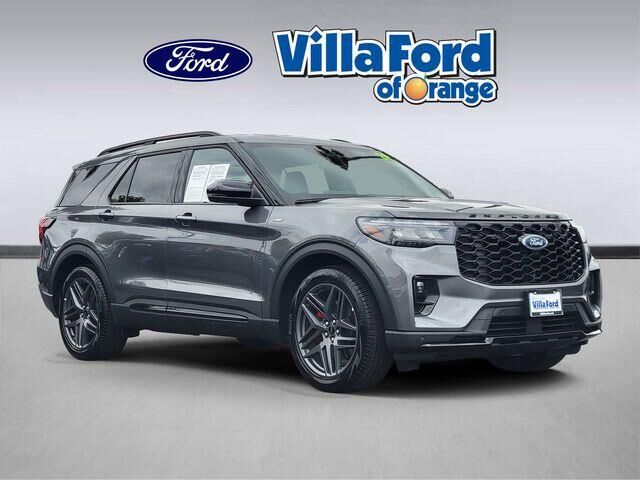 2026 Ford Explorer ST-Line — photo 1 of 13