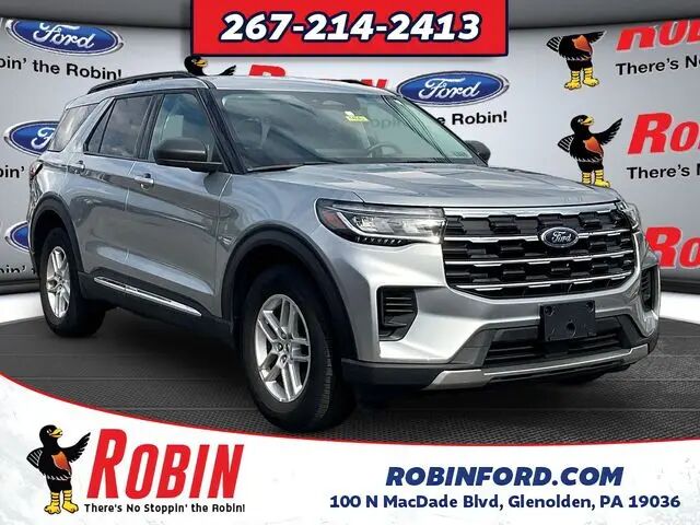 2025 Ford Explorer Active — photo 1 of 13