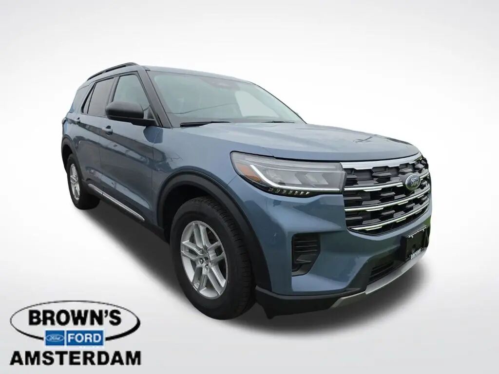 2025 Ford Explorer Active — photo 1 of 13