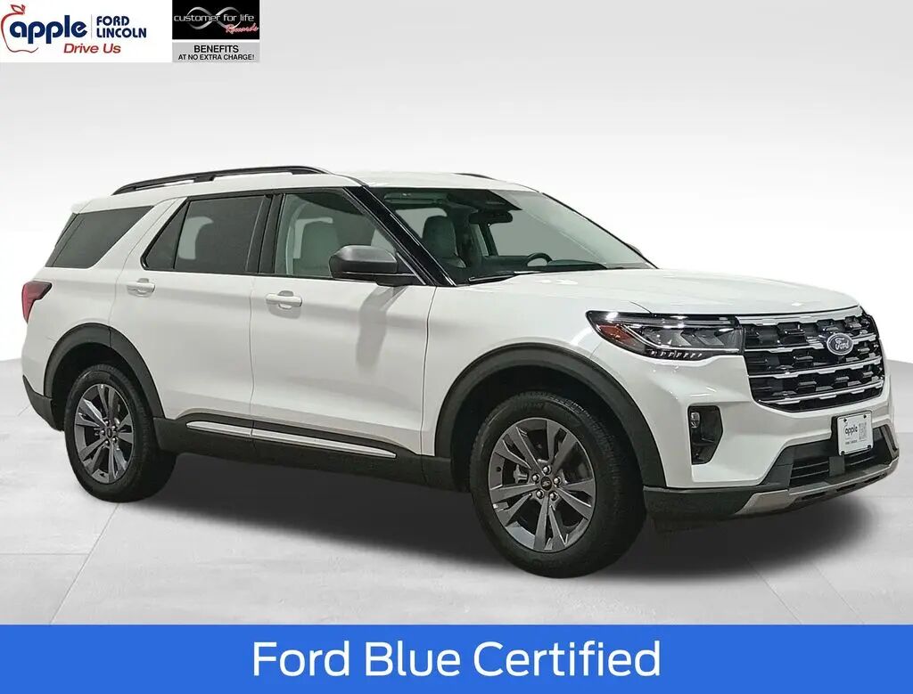2025 Ford Explorer Active — photo 1 of 12