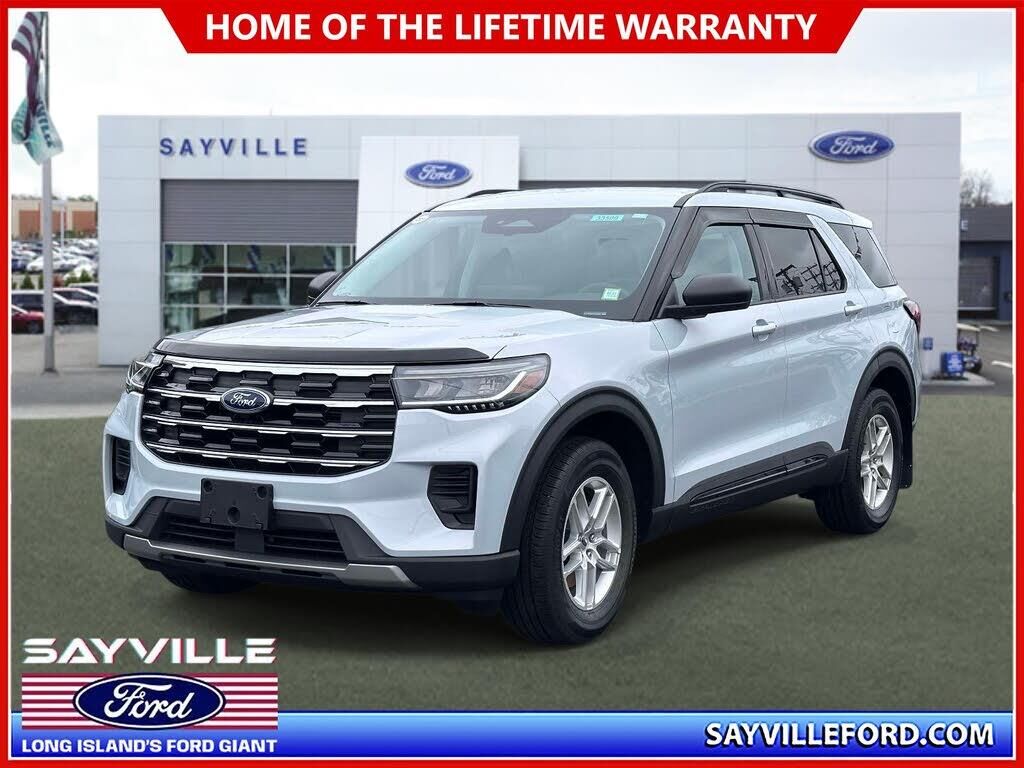 2026 Ford Explorer Active — photo 1 of 14