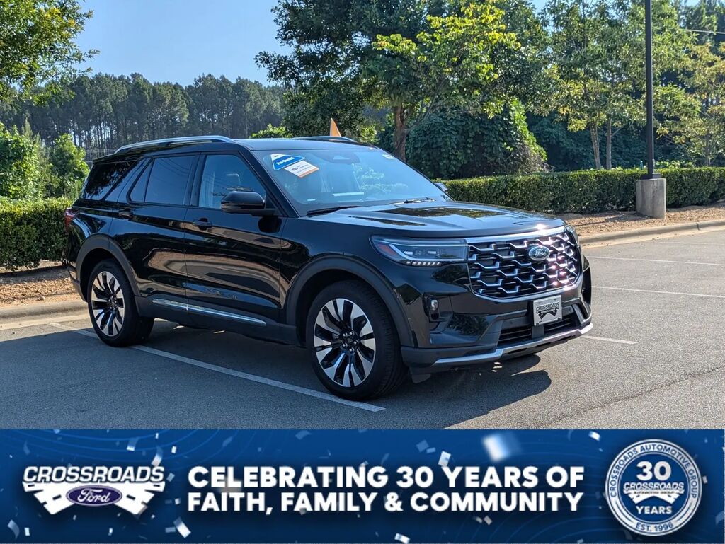 2025 Ford Explorer Platinum — photo 1 of 13