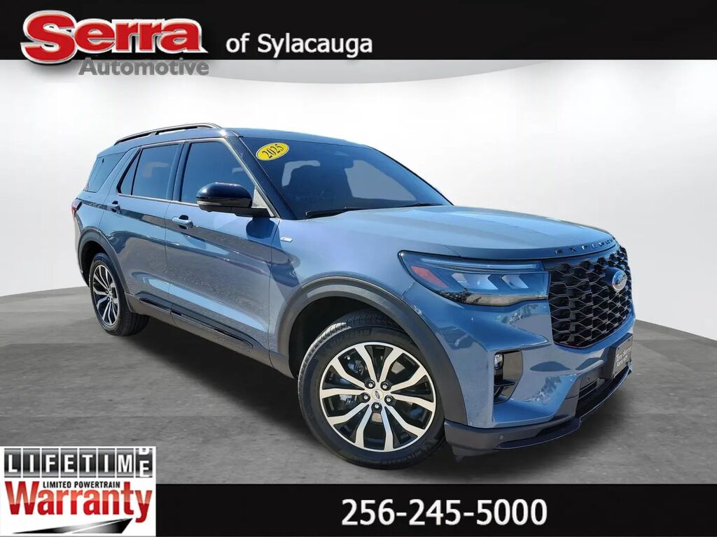 2025 Ford Explorer ST-Line — photo 1 of 17