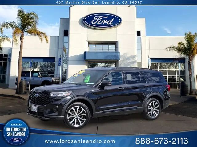 2025 Ford Explorer ST-Line — photo 1 of 13