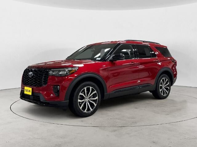2026 Ford Explorer ST-Line — photo 1 of 13